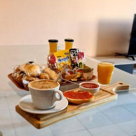 Piso Centrico - Desayuno De Bienvenida Appartement Ferrol Buitenkant foto